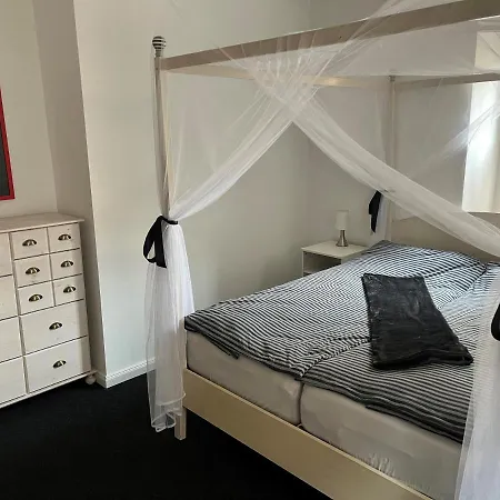 Hubertushaus Burgen (Mayen-Koblenz)