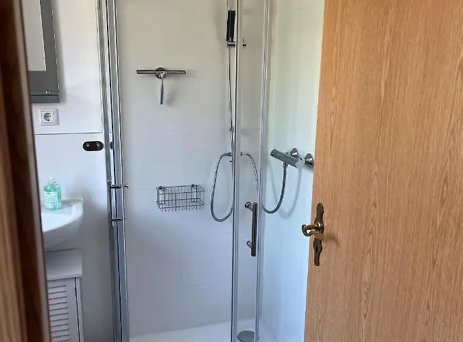 Hubertushaus * Burgen (Mayen-Koblenz)