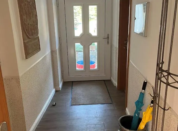 Hubertushaus Burgen (Mayen-Koblenz)